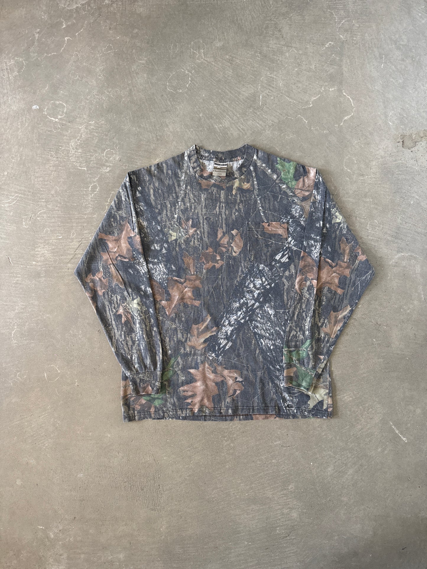Vintage Mossy Oak Forest Camo Pocket Long Sleeve