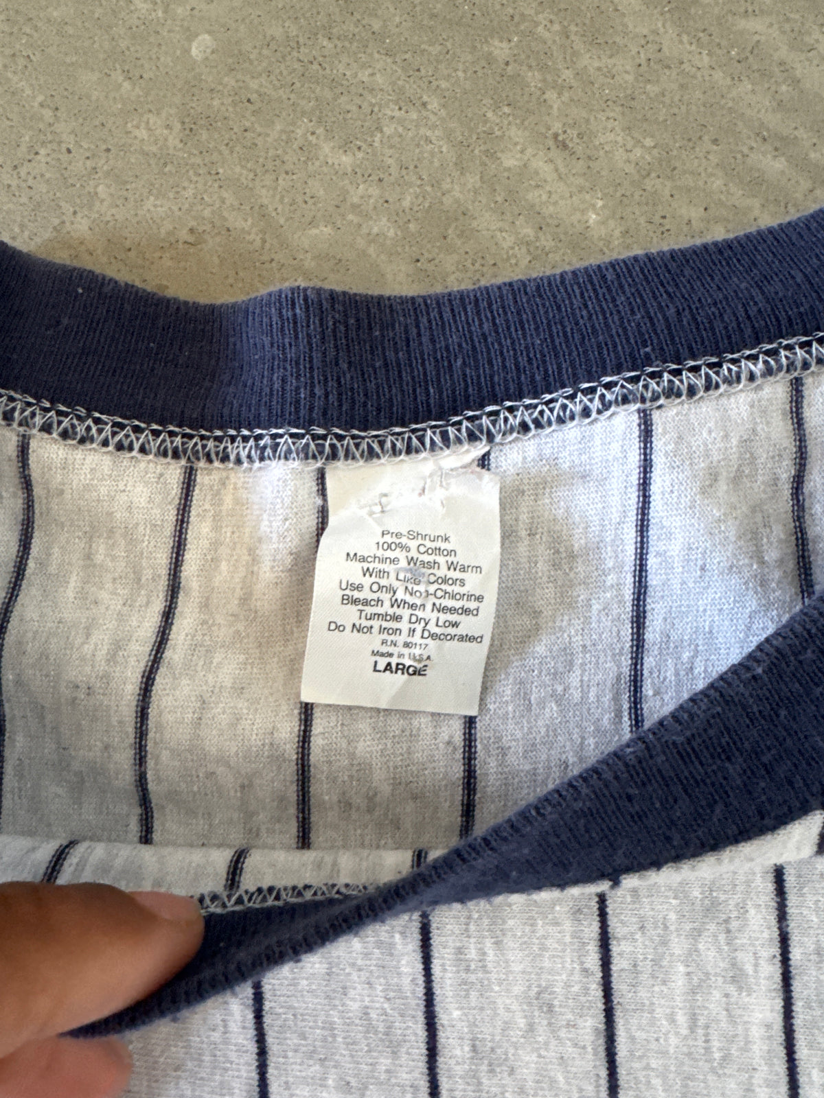 Vintage 1994 Warner Bros Taz University Of Clemson Tigers Raglan Pin Stripe Football Tee