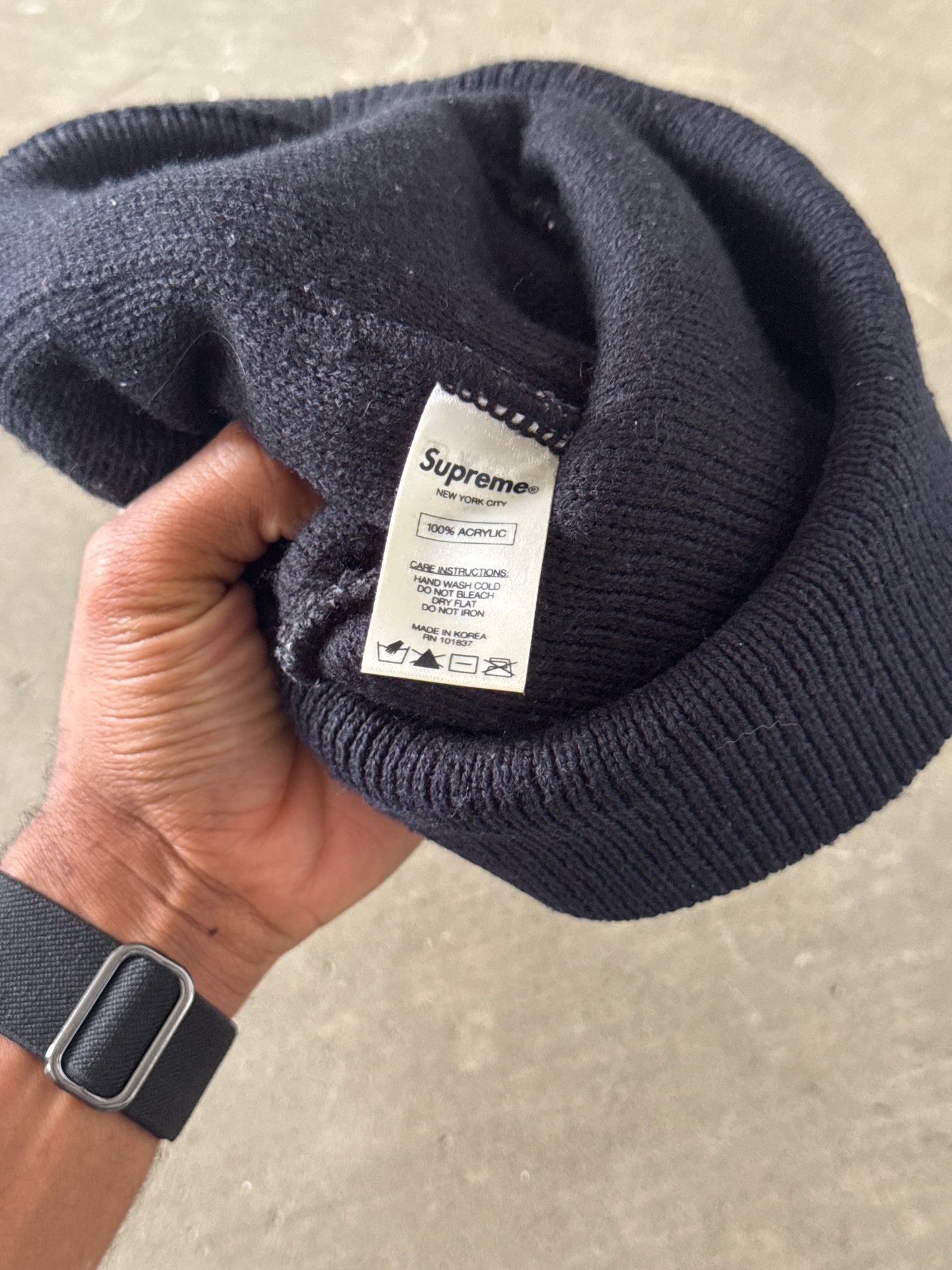 Supreme 3M Reflective Repeat Black Beanie