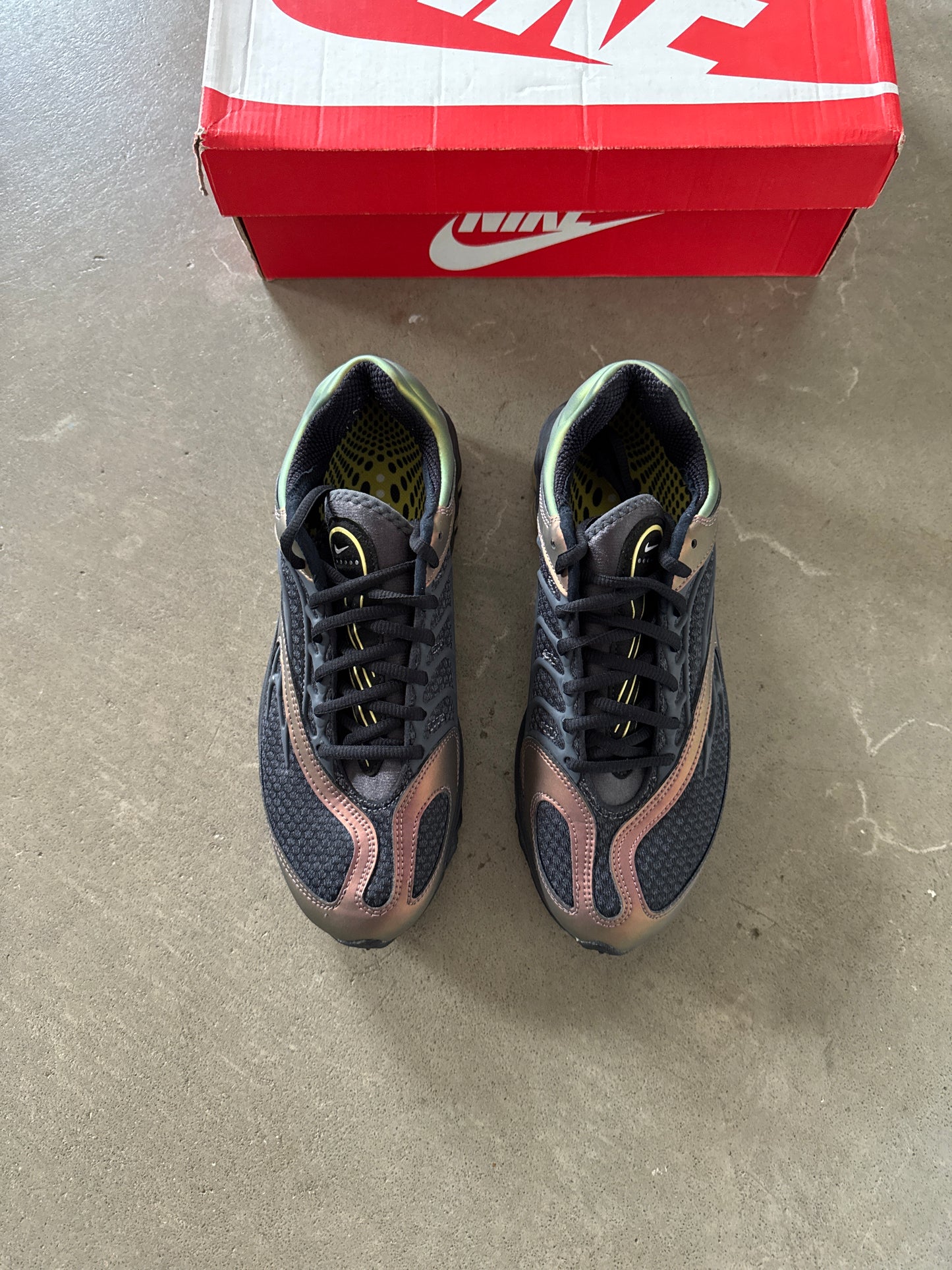 Nike Air Tuned Max Celery