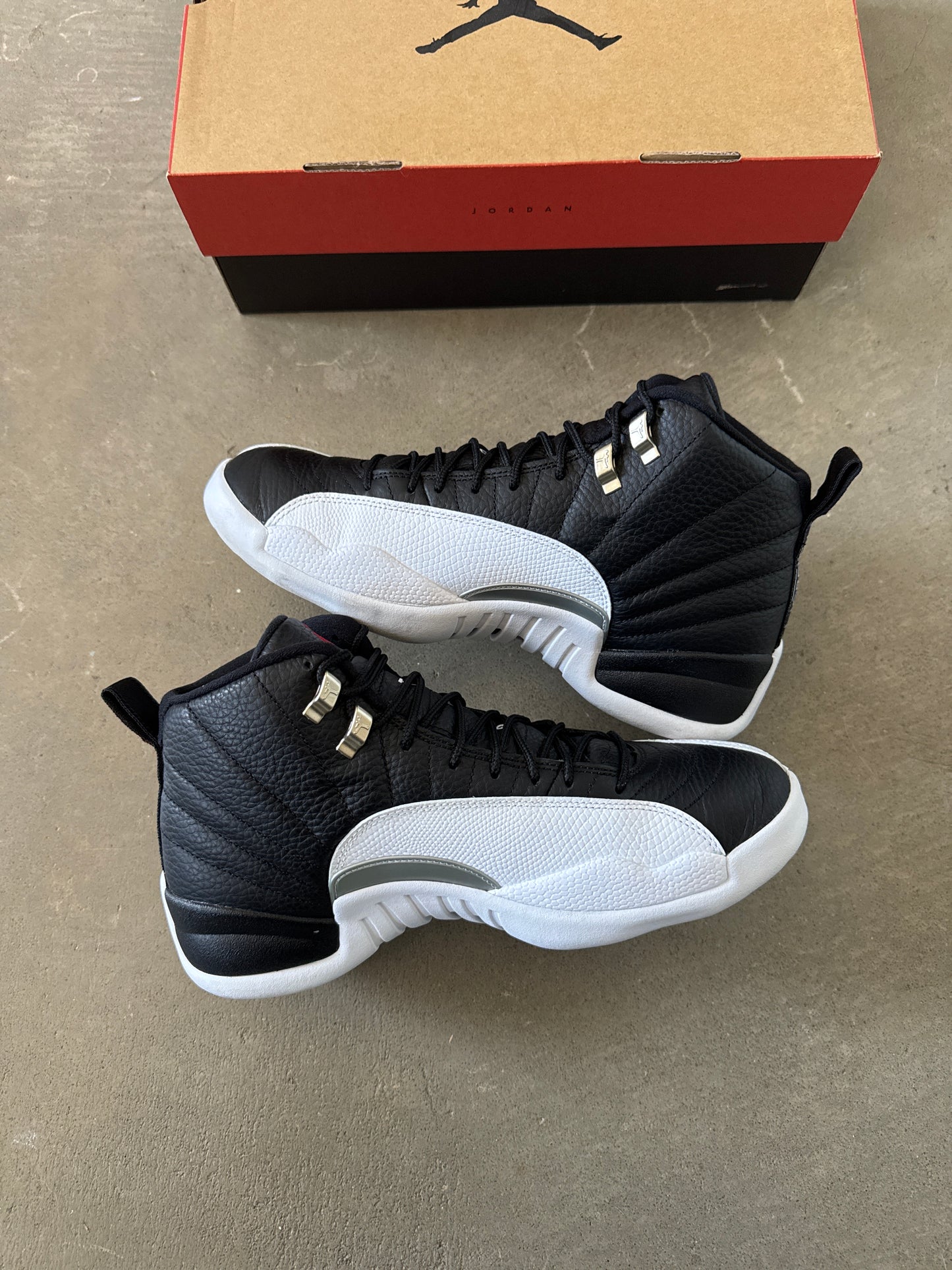 Jordan Retro 12 Playoffs 2022