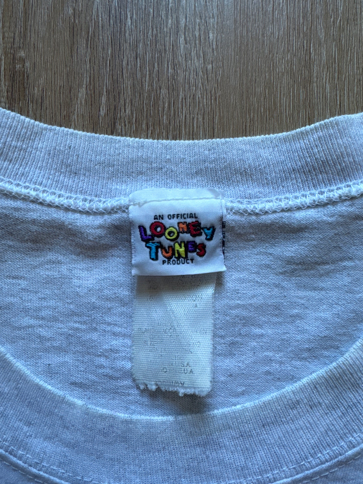 Vintage 1995 Warner Bros Tweety Bird USA Flag Tee