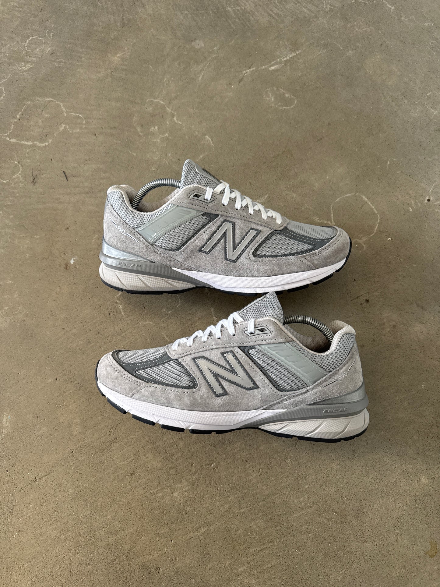 New Balance 990v5 Grey