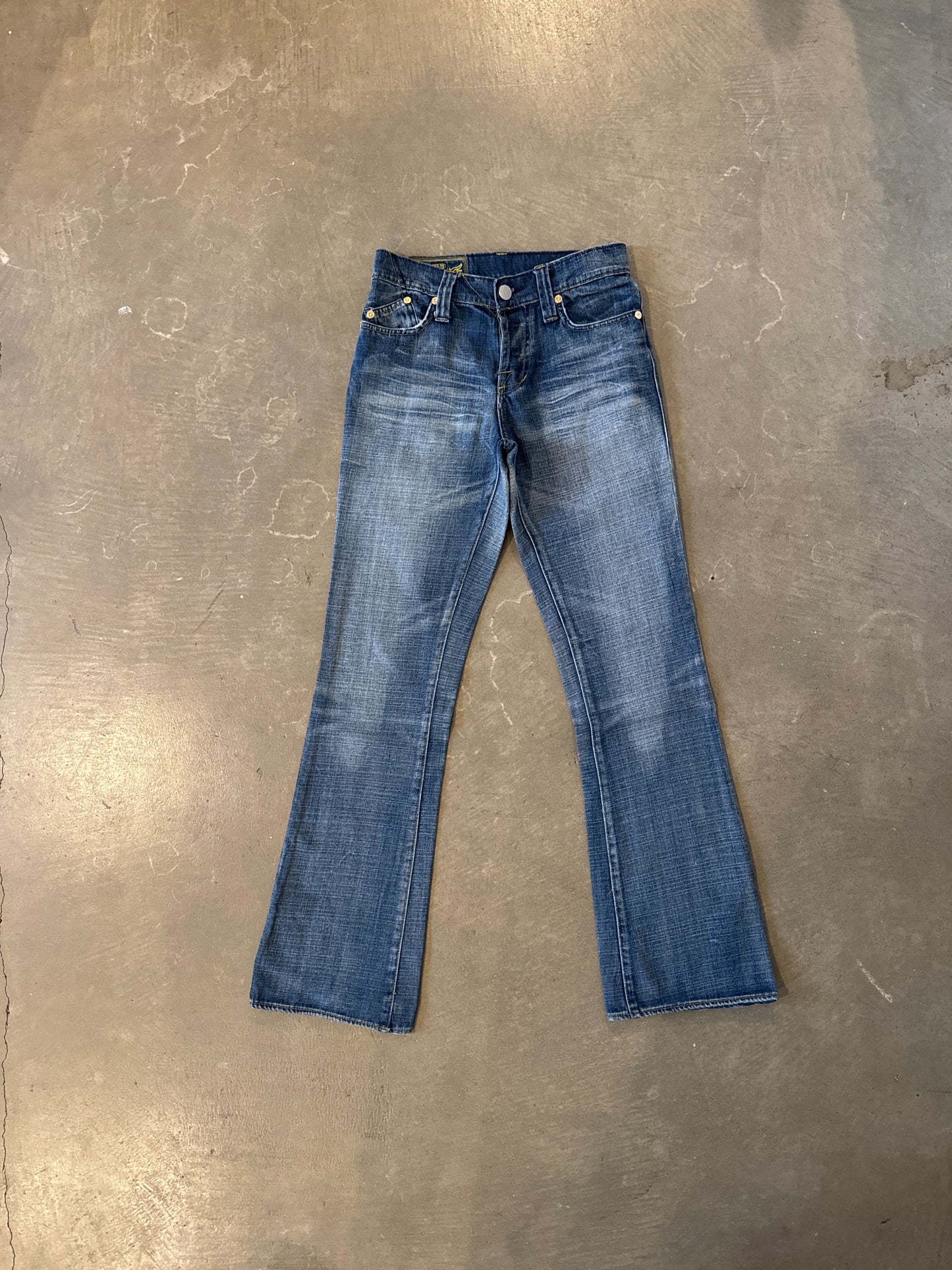 Y2K Women’s Rock & Republic Faded Denim Jeans