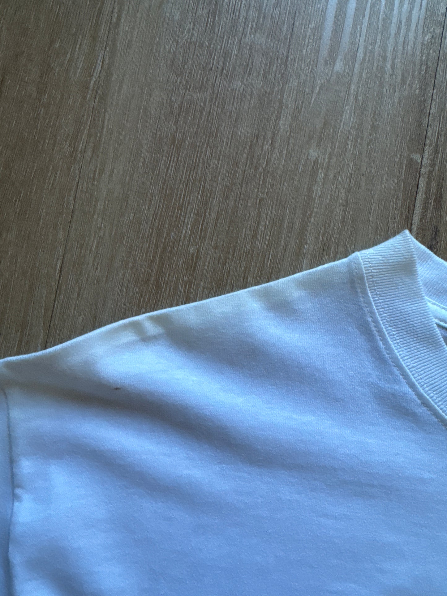 Vintage 1996 Guess Frontier 1930s USA Tee