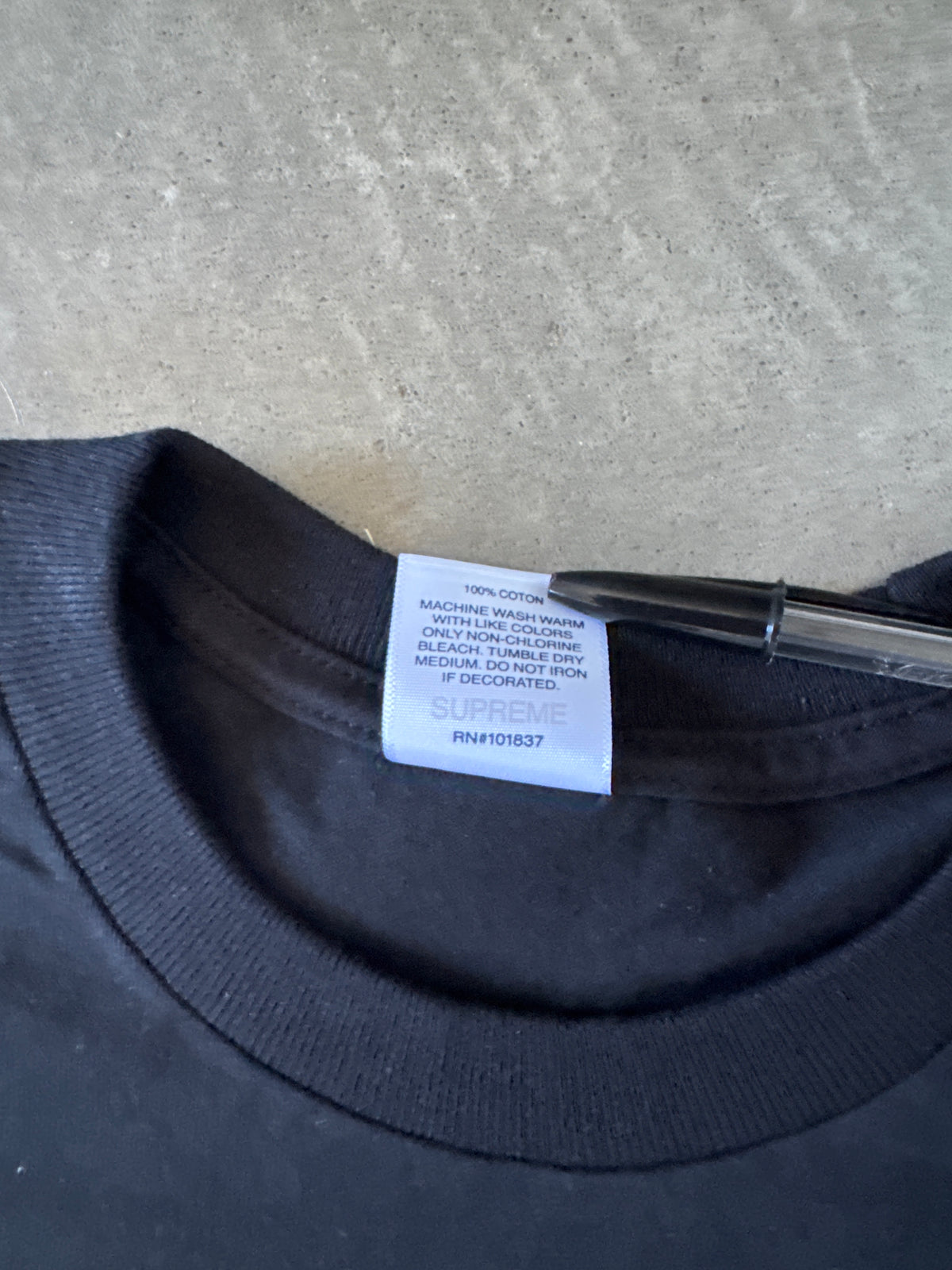 Supreme Scratch Black Tee (FW20)