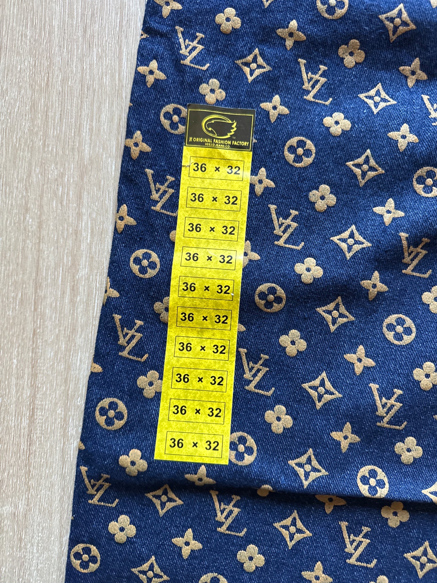 Vintage 90s Veezo Wear Monogram Designer Denim Jeans