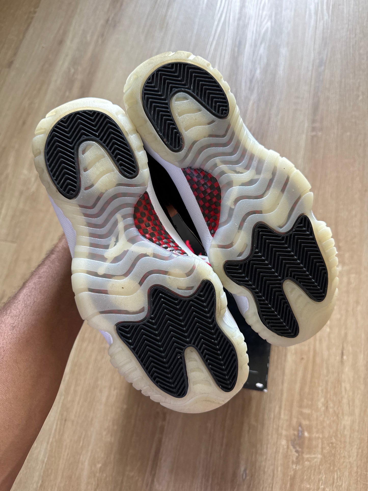 Jordan Retro 11 Low 72-10