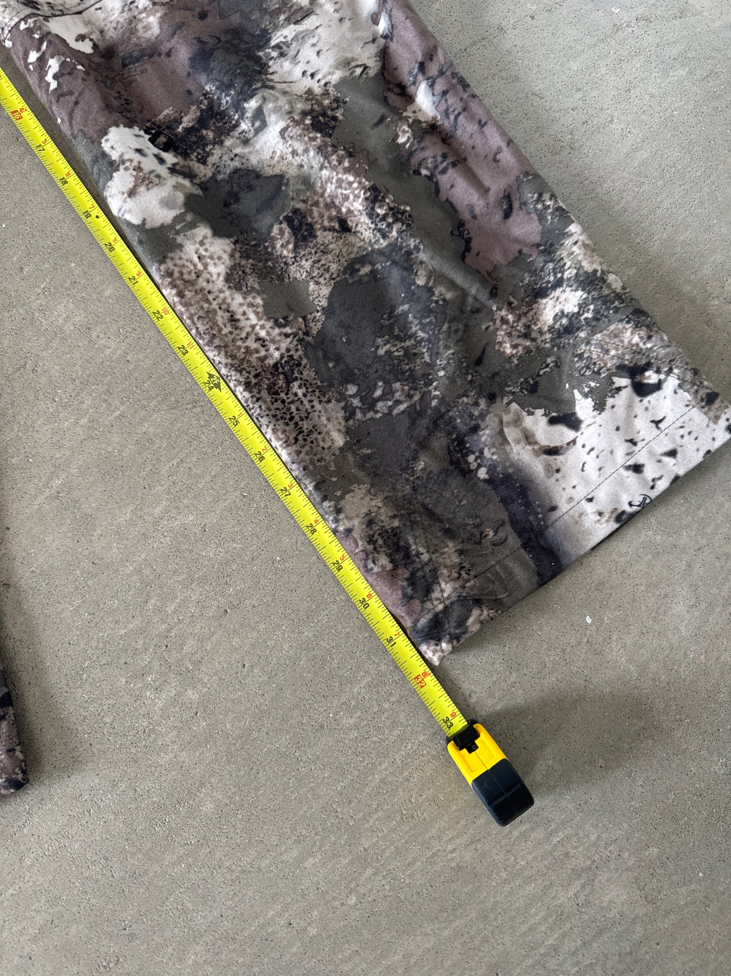 Cabela’s Mircotex Stretch o2 Octane Forest Camo Cargo Pants