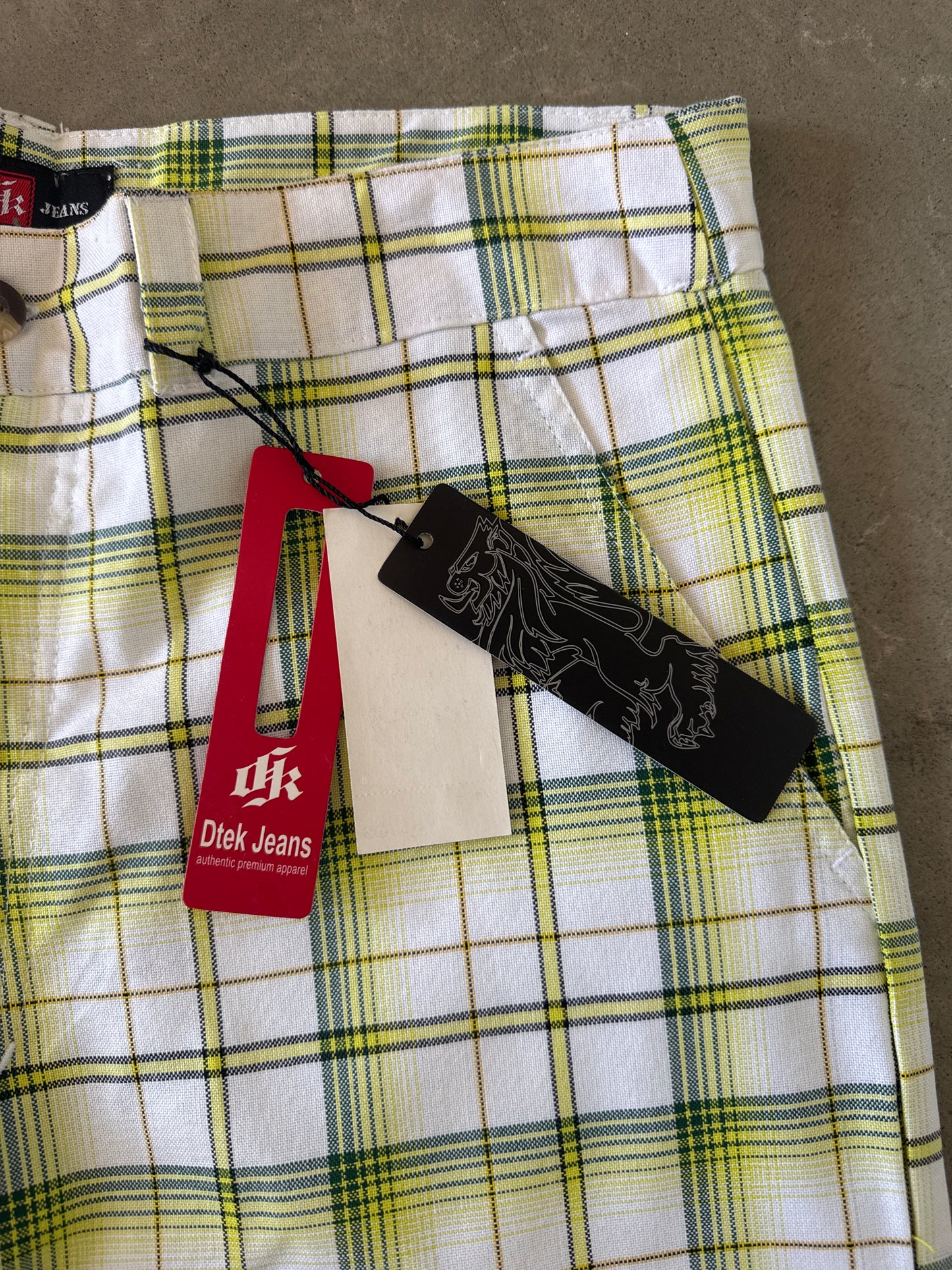 Vintage Y2K Dtek Plaid Baggy Long Shorts