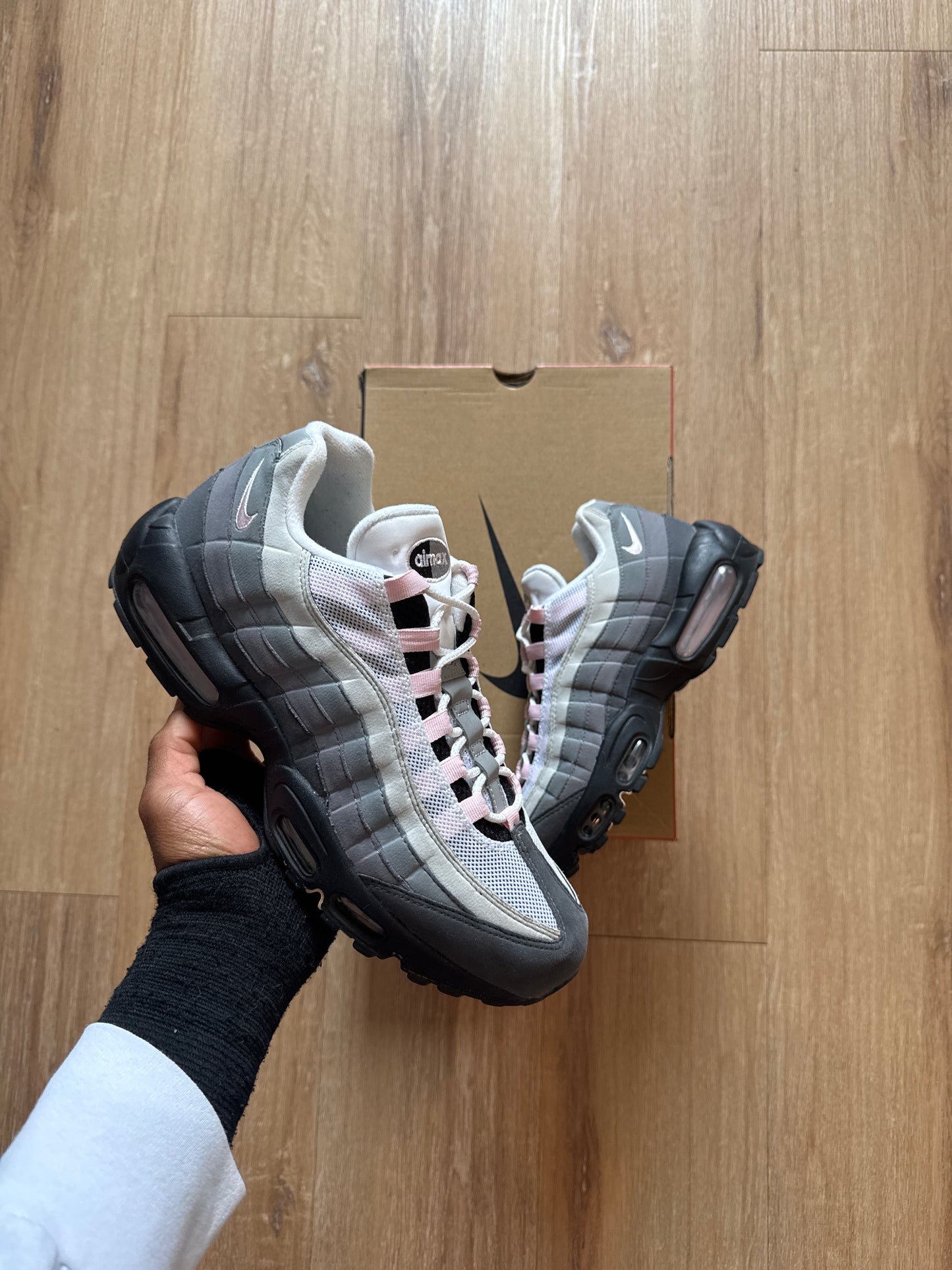 Nike Air Max 95 Gunsmoke Pink Foam