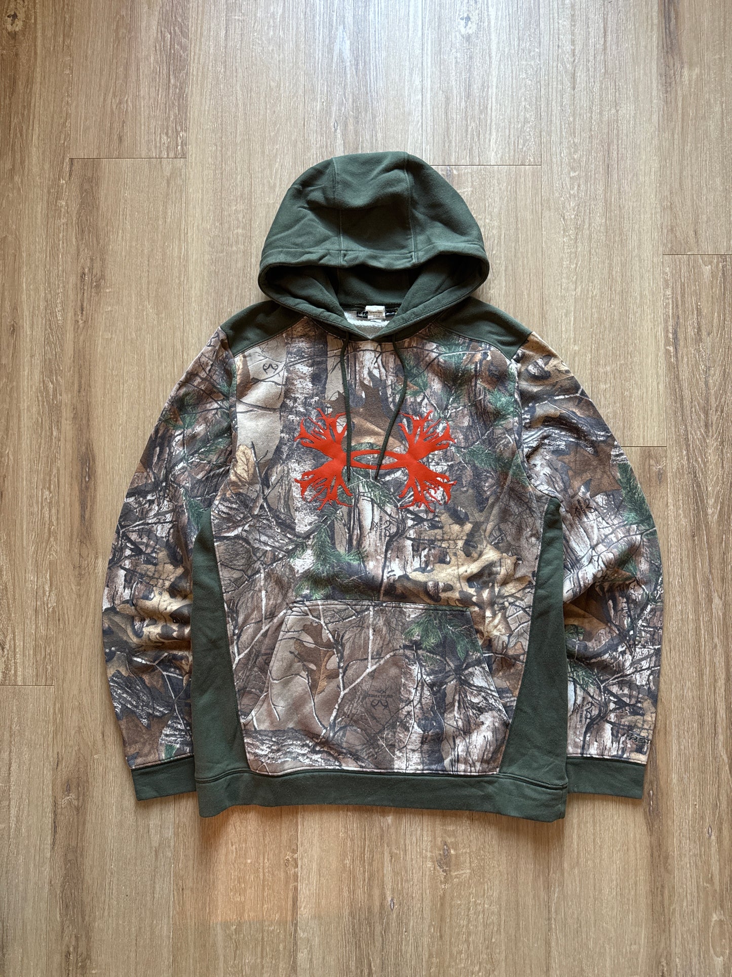 Under Armour Mossy Oak Real Tree Hunting Camo Hoodie