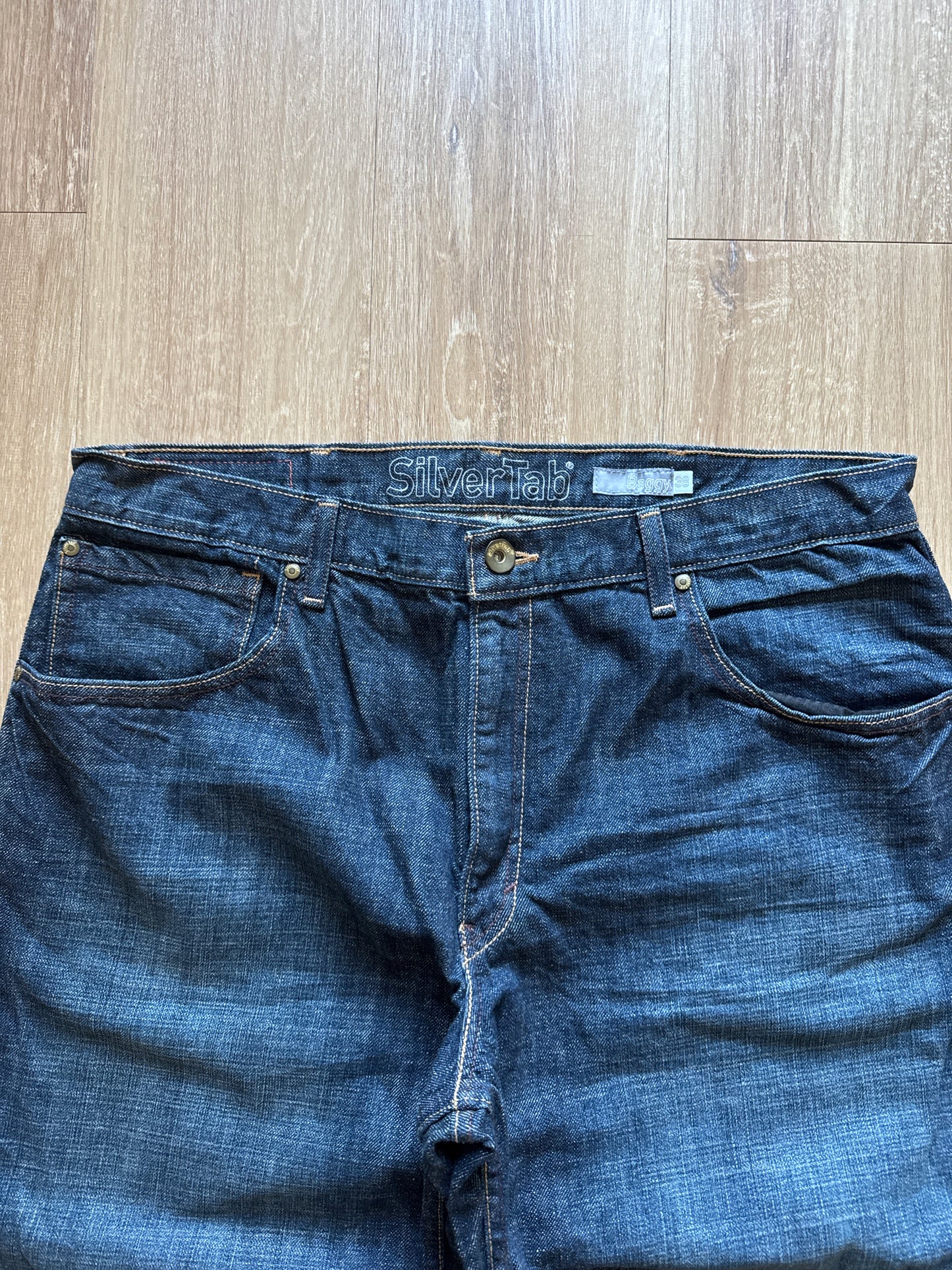 Vintage Levi’s Silver Tab Baggy Dark Blue Denim Jeans