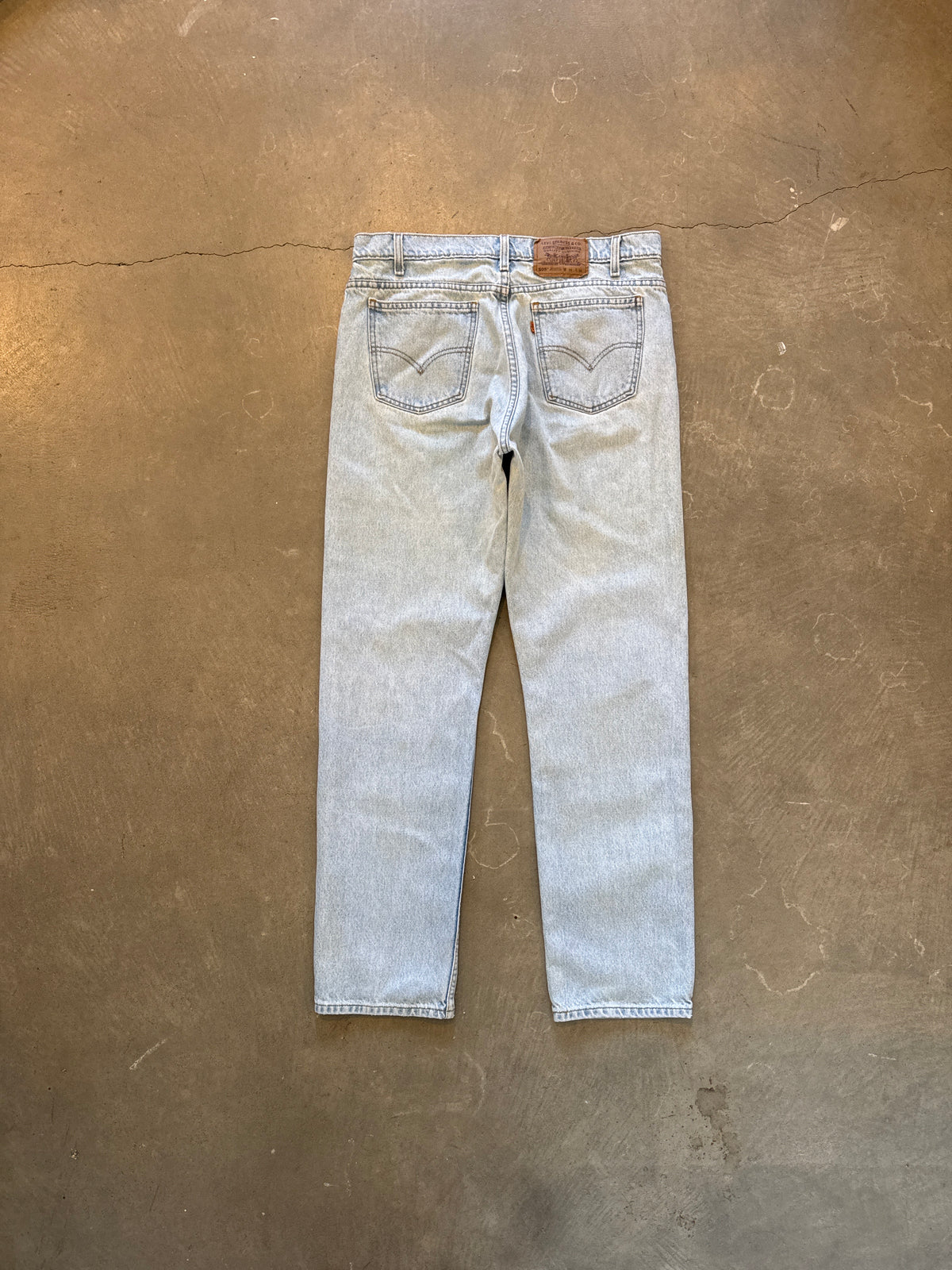 Vintage 1995 Levi’s 505 Orange Tab Regular Straight Leg Fit Light Washed Denim Jeans