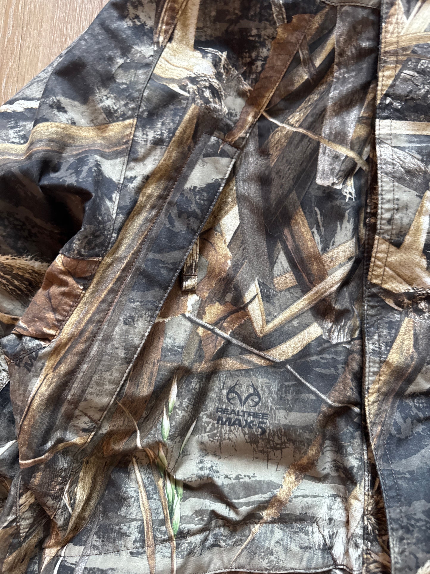 Cabela’s Youth Forest Camo Dry Plus Hunting Advantage Max Jacket
