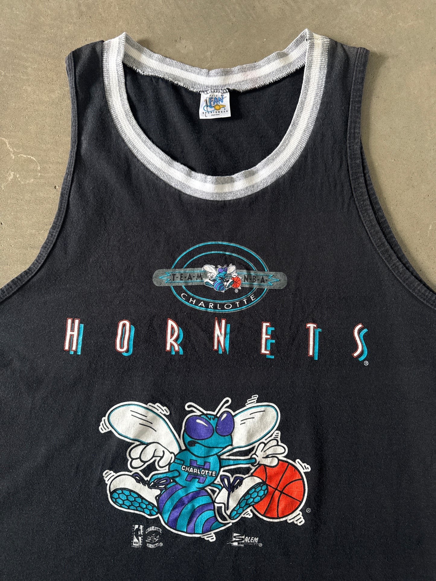 Vintage 90e Salem Sportswear Charlotte Hornets Tank Top