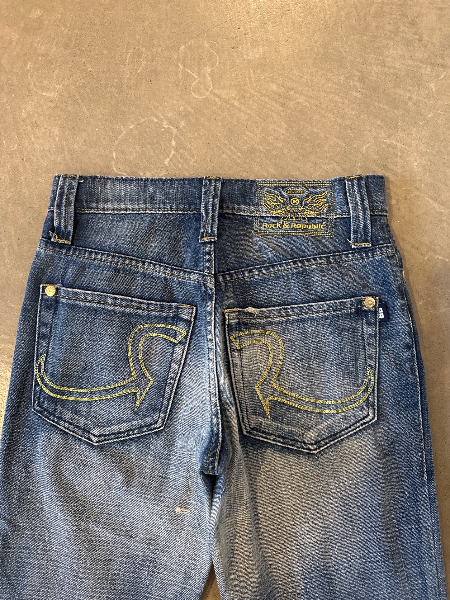 Y2K Women’s Rock & Republic Faded Denim Jeans